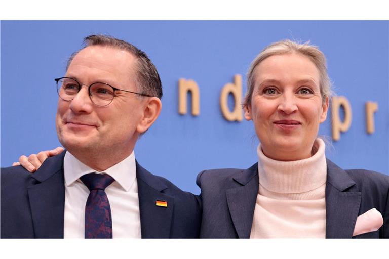 Gut sechs Wochen nach der Bundestagswahl freut sich die AfD über weiter steigende Umfrageergebnisse.