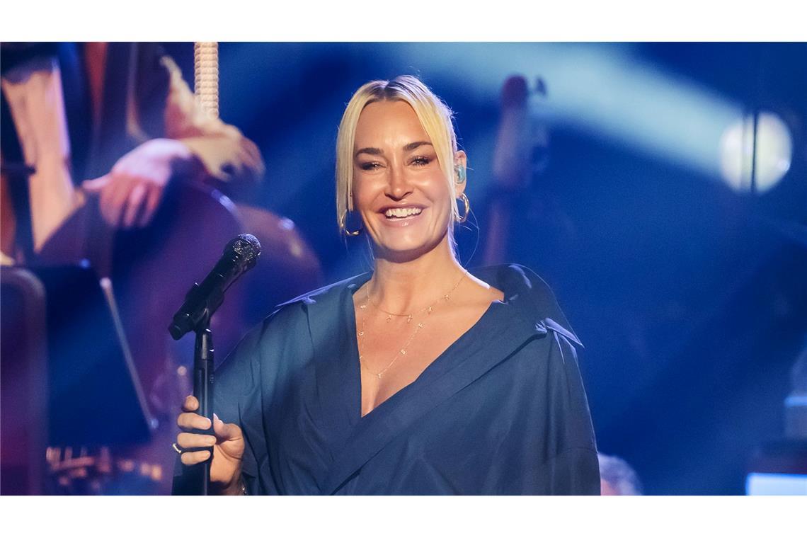 Sarah Connor: "Die Mucke ist doch kacke" Gute Laune gegen die aktuelle Griesgrämigkeit: Sarah Connor setzt in ihren neuen Liedern auf gute Stimmung - ein neues Album kommt im Mai.