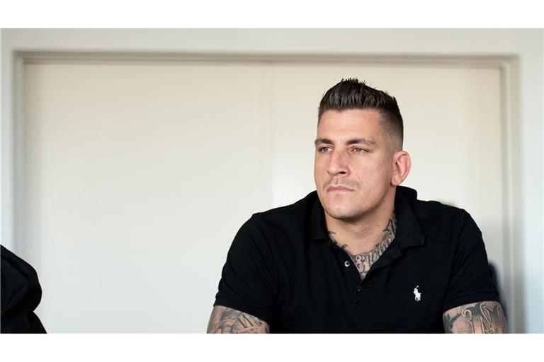 Gzuz, der eigentlich Kristoffer Jonas Klauß heißt, lebt mit seiner Frau und drei Kindern in Halstenbek (Archivbild).
