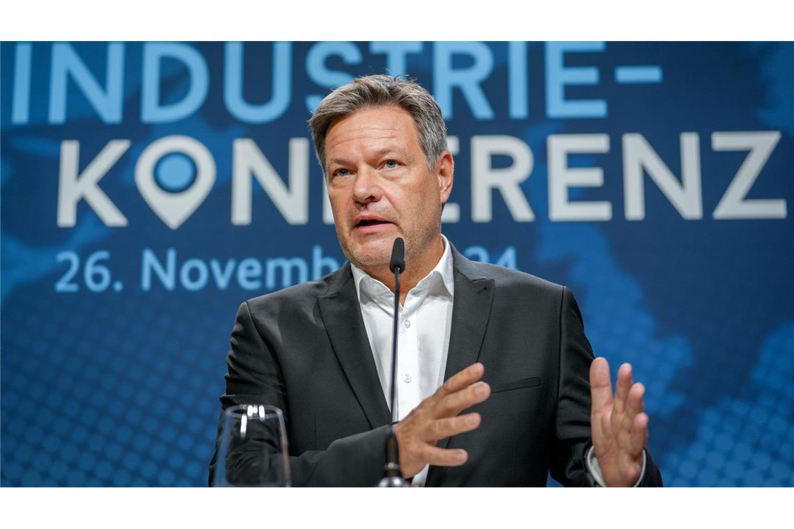 Angst vor dem Abstieg: Deutsche Industrie unter Druck Habeck hält kurzfristige Maßnahmen noch in dieser Legislaturperiode Maßnahmen für möglich.