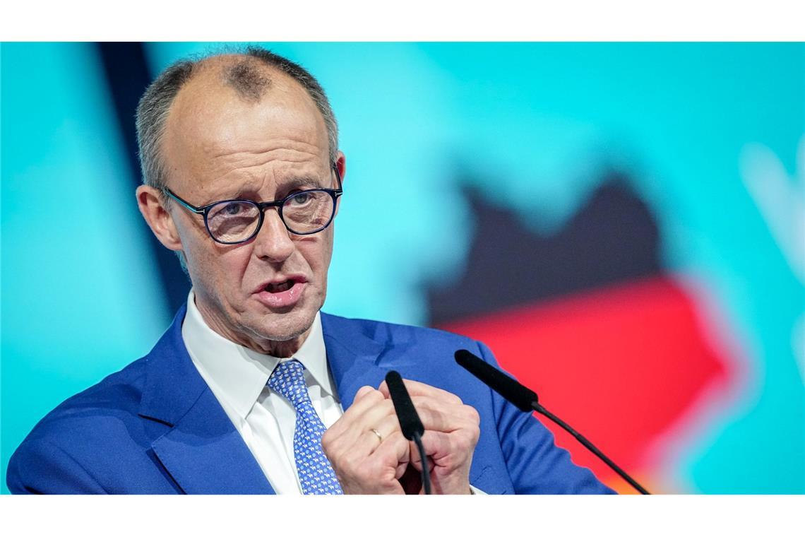 Union fällt in Umfrage auf niedrigsten Wert seit 2023 Haben die Abstimmungen mit der AfD der Union und ihrem Kanzlerkandidaten Friedrich Merz geschadet?