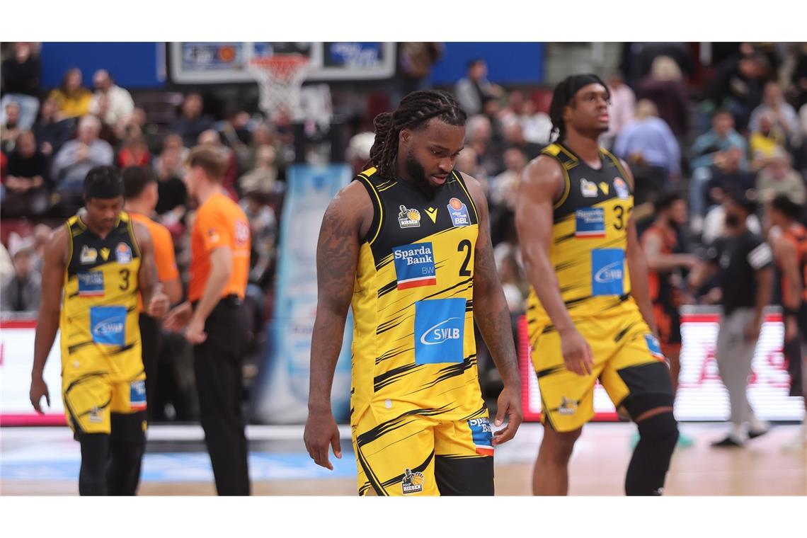 Hängende Köpfe bei den MHP Riesen