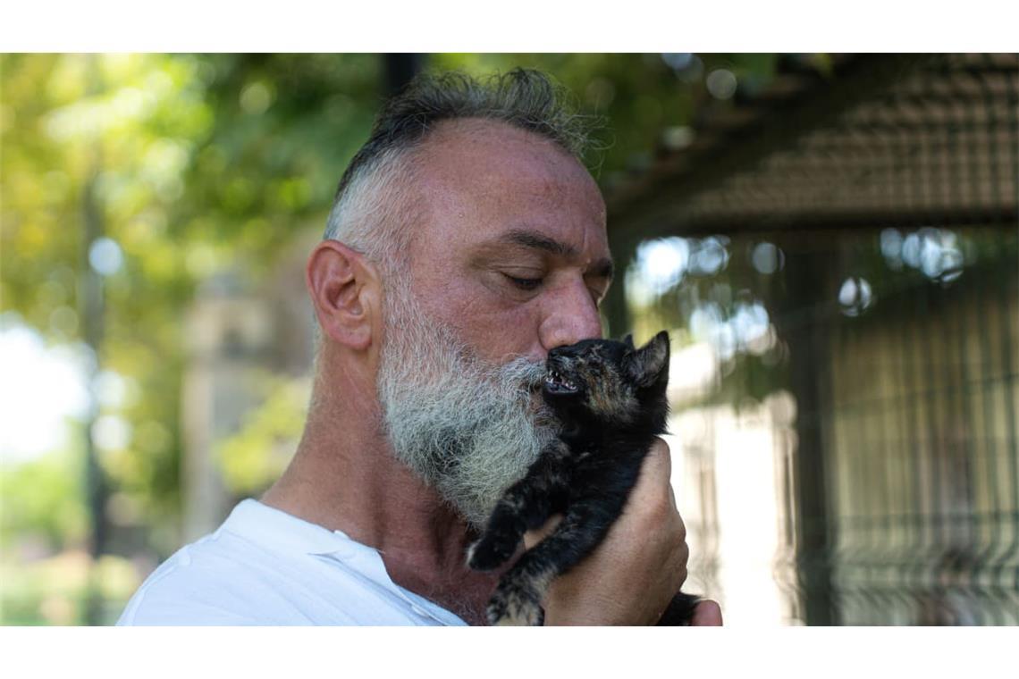 Hakan Emrah füttert bis zu 200 Tiere täglich, sagt er.