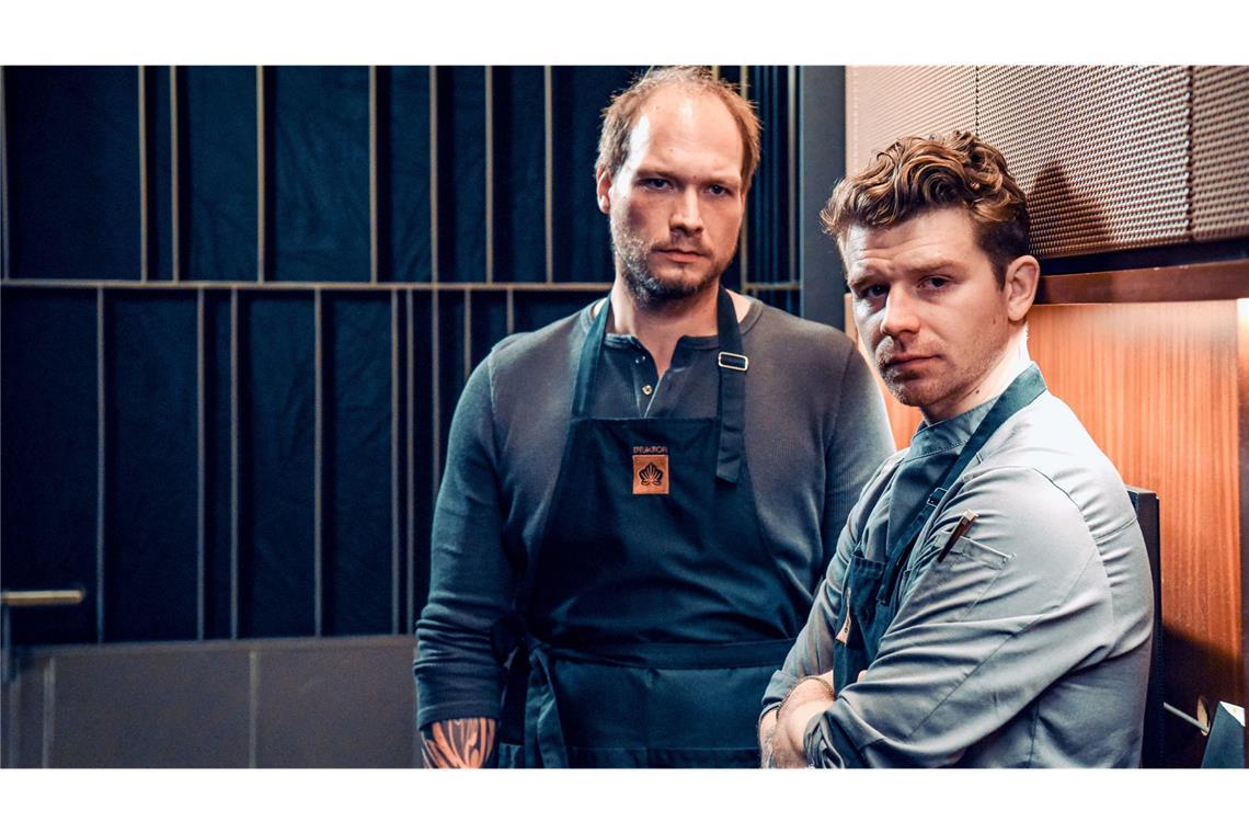 Wie war „Messer“, der neue „Tatort“ aus Wien? Halbbrüder: Ratte (Manuel Sefciuc) und Lars Eidmann (Simon Morzé)