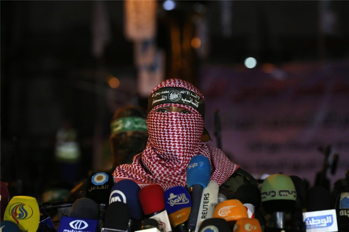 Israels Armee erklärt weitere Hamas-Geisel für tot Hamas-Sprecher Abu Obaida teilte auf Telegram mit, dass eine weitere weibliche Geisel bei einem Angriff der israelischen Armee im Norden des Küstengebiets lebensgefährlich verletzt worden sei. (Archivbild)