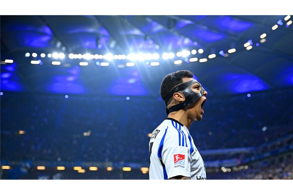 Bilder des Tages Hamburgs Davie Selke jubelt nach seinem Treffer zum 2:1 gegen Fortuna Düsseldorf.