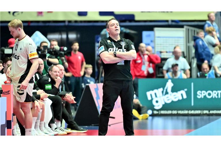 Handball-Bundestrainer Alfred Gislason wehrt sich nach EM-Silber gegen Kritik.