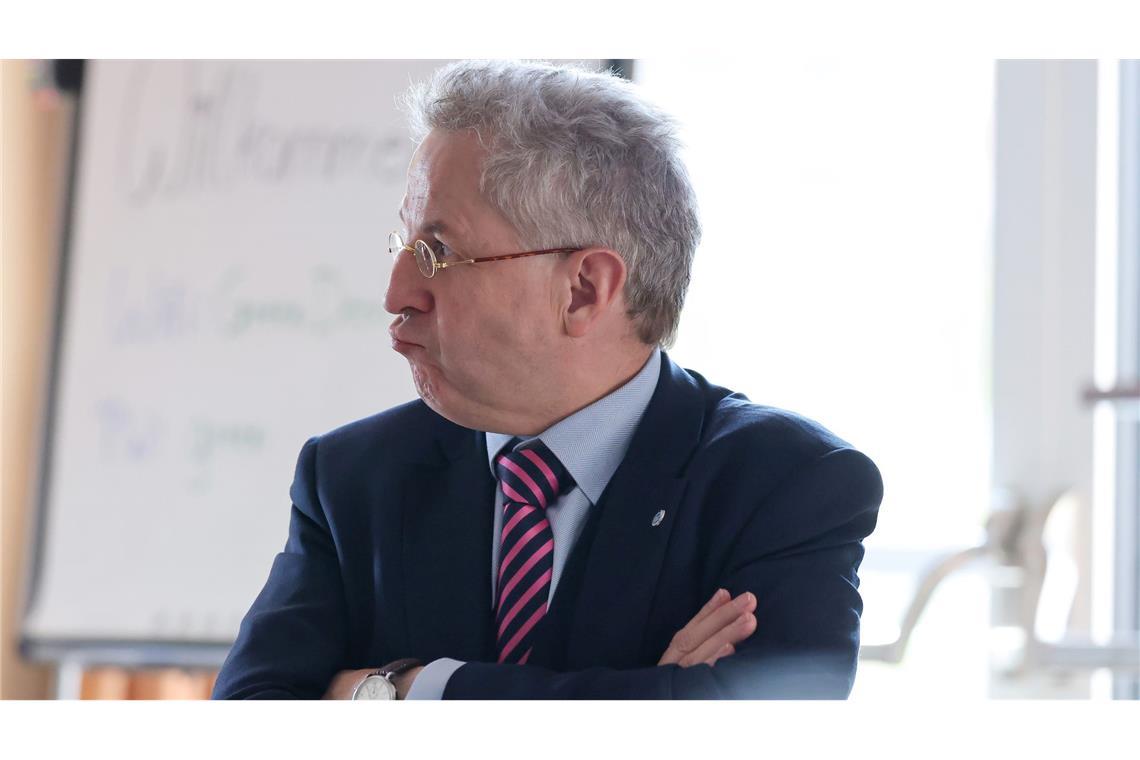 Verfassungsschutzpräsident Haldenwang ist raus Hans-Georg Maaßen, Bundesvorsitzender der Werteunion und bis 2018 Präsident des Bundesamtes für Verfassungsschutz, ist selbst mittlerweile in den Fokus der Sicherheitsbehörde gerückt, die er früher leitete. (Archivbild)