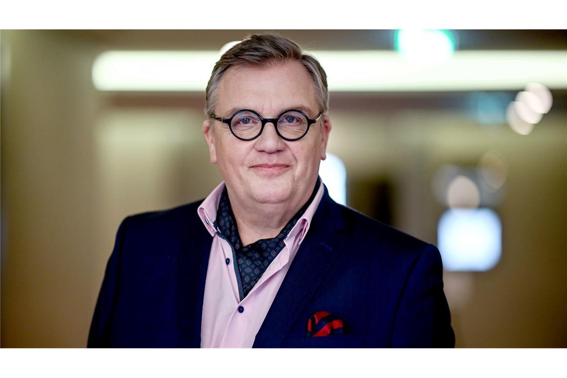 Hape Kerkeling findet den Umgangston im Internet "gnadenlos und hasserfüllt". (Archivbild)