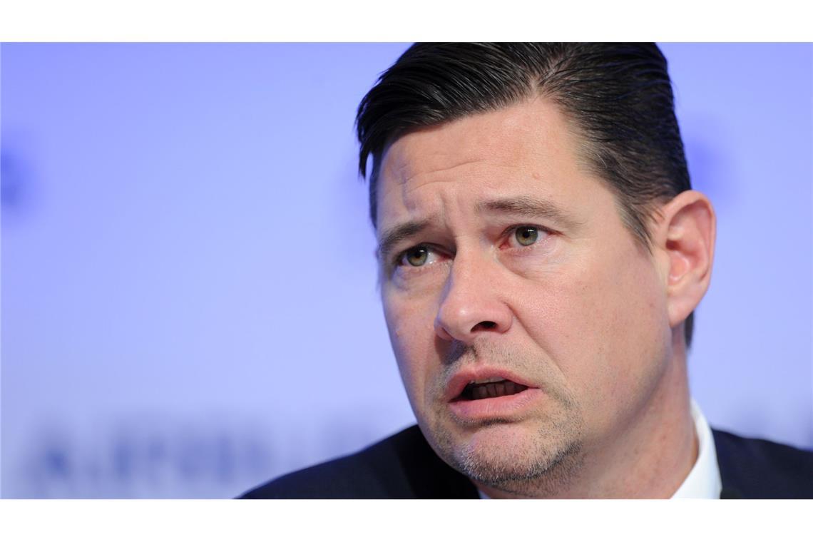 So hoch fällt die Dividende für Mercedes-Aktionäre aus Harald Wilhelm ist im Mercedes-Vorstand für die Finanzen verantwortlich.