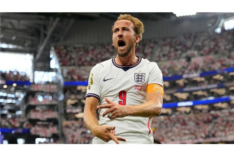 Harry Kane feiert seinen Treffer zum 2:1 gegen Kroatien.