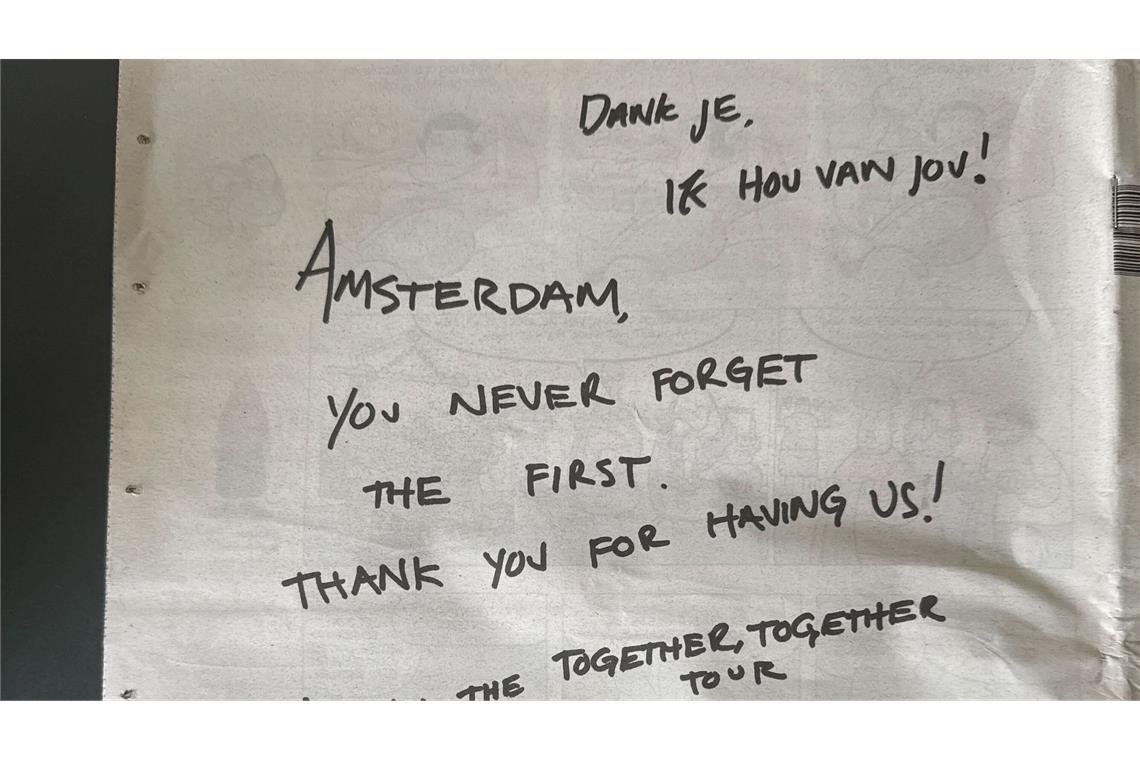 Harry Styles hat sich mit einer Zeitungsanzeige bei der Stadt Amsterdam bedankt.