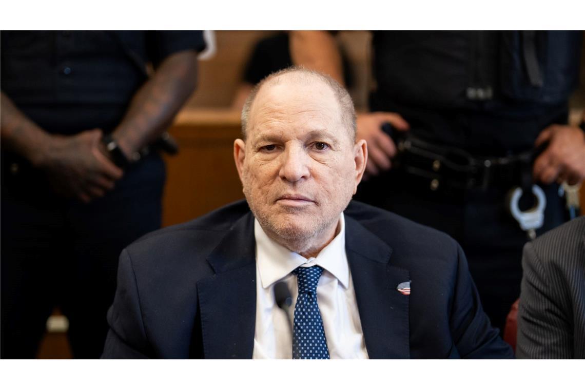 Harvey Weinstein bleibt in Haft.