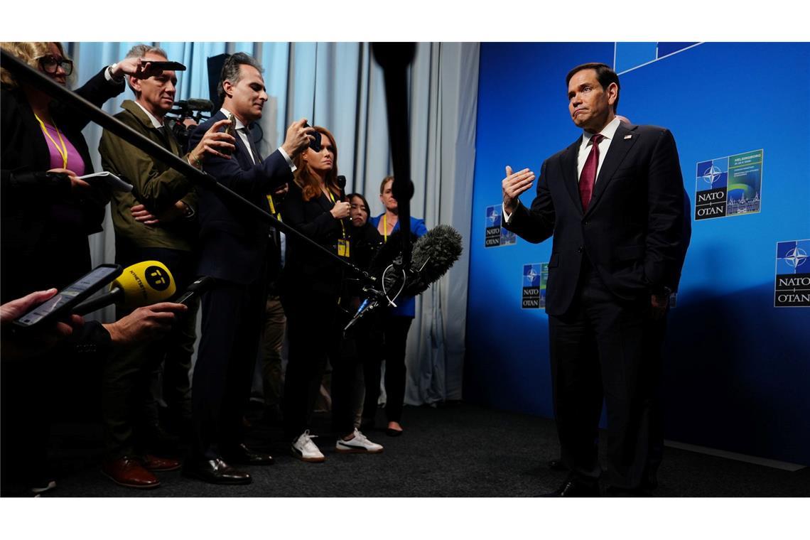 Hat bei seinen Nato-Verbündeten um Unterstützung für einen "Plan B" zur Öffnung der Straße von Hormus geworben - US-Außenminister Marco Rubio.