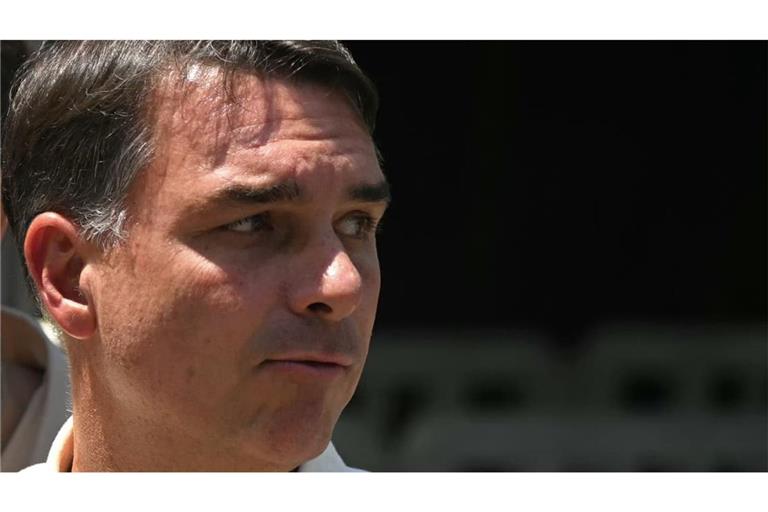 Hat Flávio Bolsonaro Brasilien trotz Ausreiseverbots verlassen? (Archivbild)