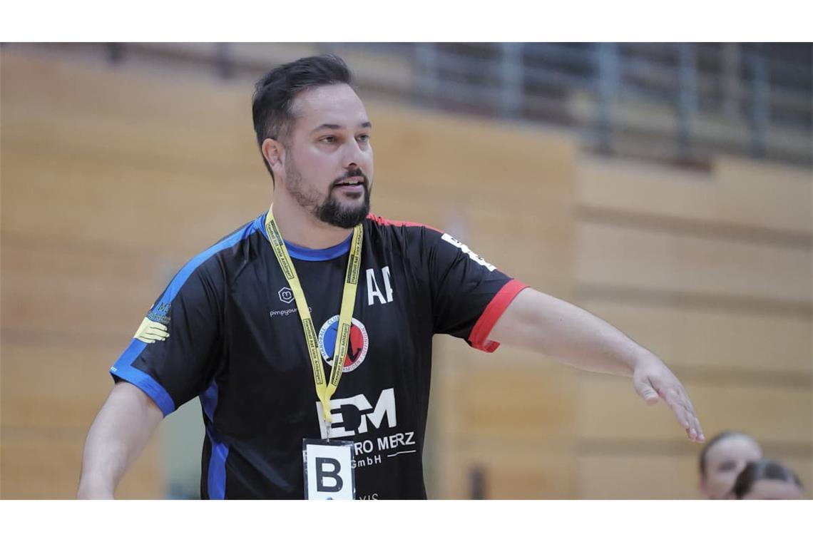 HC-Trainer Adrian Awad ist trotz der vielen Gegentore gegen den Tabellenletzten mit der Leistung seines Teams zufrieden. Das hat einen Grund.