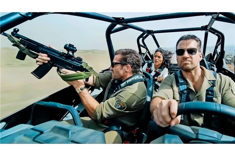 Henry Cavill, Jake Gyllenhaal und Eiza González in „ In the Grey“