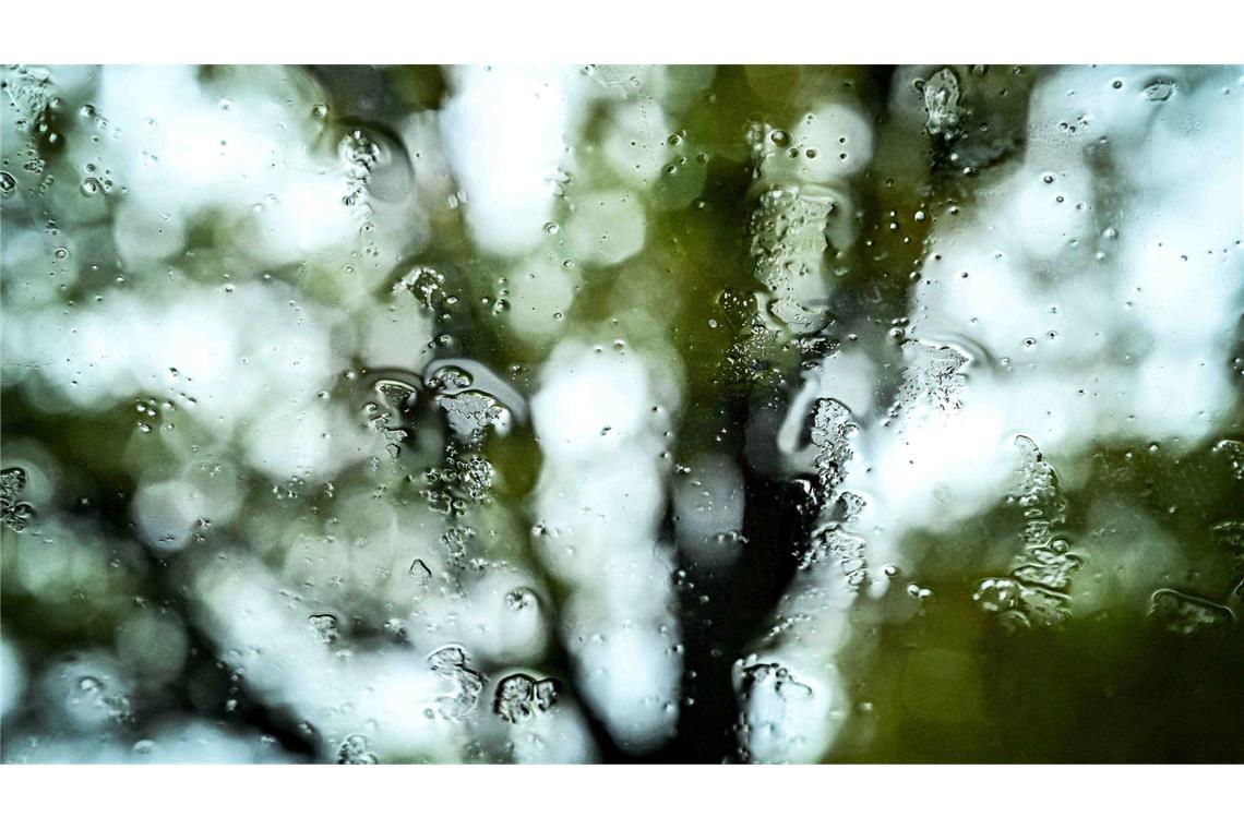 Herbststurm "Joshua" bringt auch immer wieder Regen mit sich.