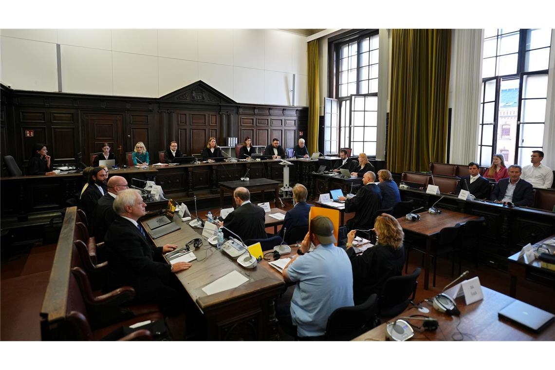 Ex-Mann macht Christina Block im Prozess viele Vorwürfe Heute geht im Gerichtssaal des Landgerichts Hamburg die Befragung von Stephan Hensel weiter.