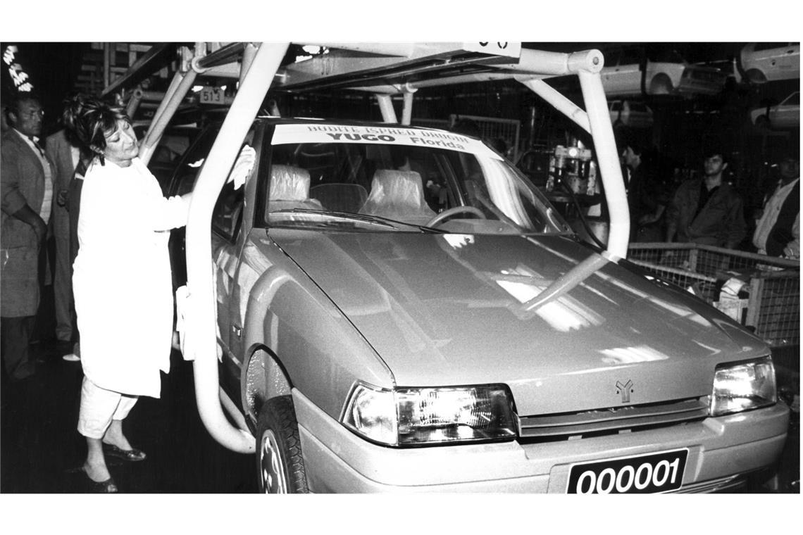 Kehrt das Kultauto des Ostens zurück? Hier rollt der erste „Yugo-Florida“ vom Band.