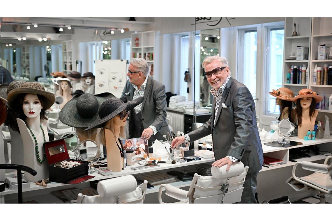 Hier saß sie oft bei ihrem Visagisten René Koch.