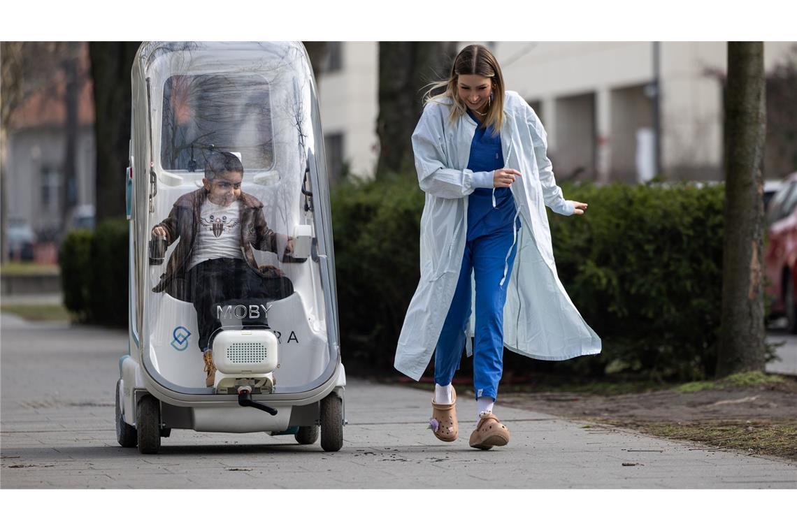 Bilder des Tages Hilfsmittel für krebskranke Kinder.