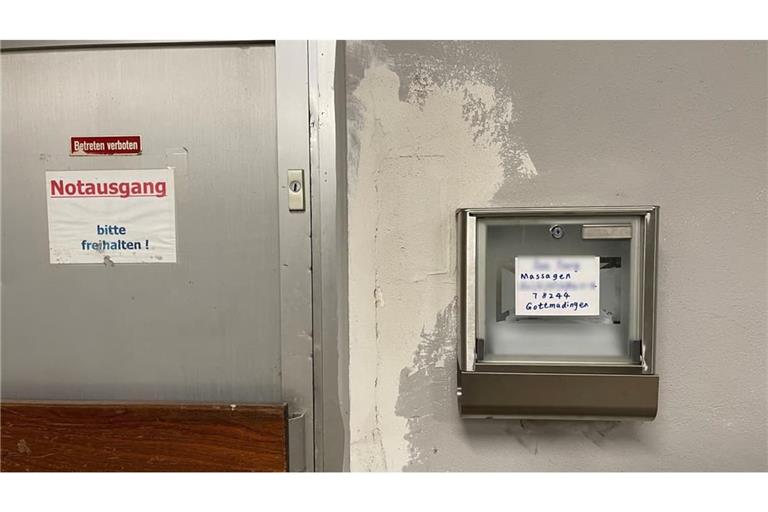 Hinter dieser Tür im südbadischen Gottmadingen betrieb ein chinesisches Syndikat ein illegales Etablissement für sexuelle Dienstleistungen.