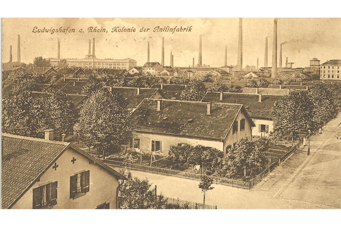 Historische Aufnahme von BASF-Werkswohnungen in Ludwigshafen: Der Konzern will nun 4.400 Wohnungen verkaufen.