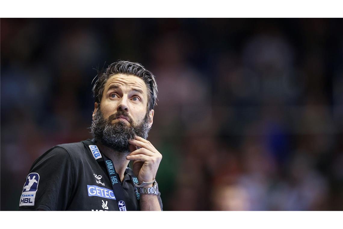 Hofft auf einen gelungenen Re-Start nach der EM-Pause: Magdeburgs Trainer Bennet Wiegert. (Archivbild)