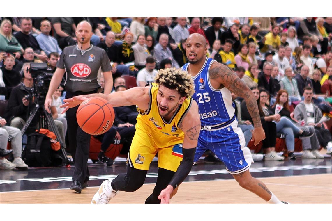 Erste Niederlage der MHP Riesen unter Lars Masell in der Liga Hunter Maldonado gibt alles, aber es reicht nicht für den Sieg.