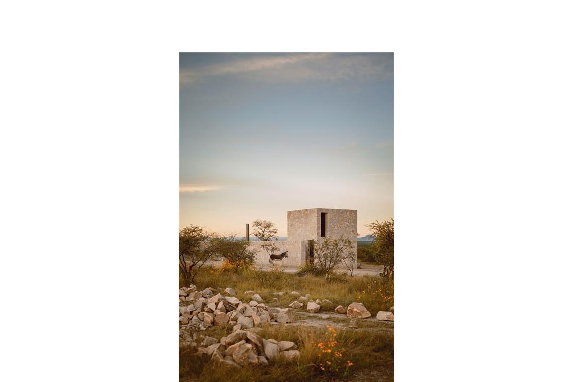HW Studio, Casa Enso II, San Miguel de Allende, Guanajuato, Mexiko, 2021–22. Im Buch auf Seite 187.