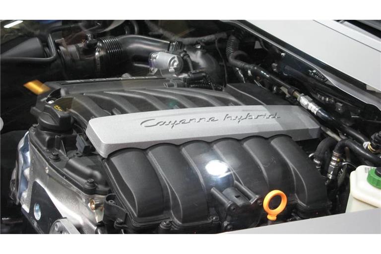 Hybrid-Motor eines Porsche Cayenne – kann China das genauso gut?