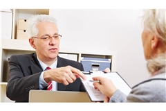 HypoVereinsbank und Commerzbank/Comdirect sollen gemeinsam unters Dach der Unicredit – das hätte Folgen für Einlagen, Personal und Beratung.