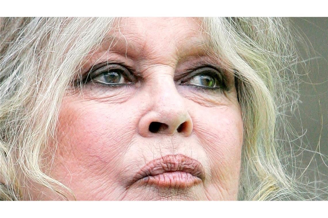 "Ich hasse die Menschen. Mein Gleichgewicht finde ich in der Natur, in der Gesellschaft von Tieren", erklärte sie.