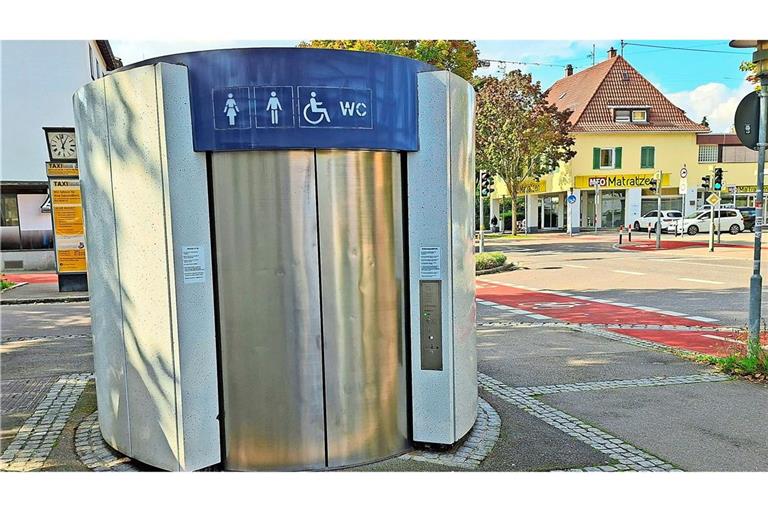 iele Menschen in Deutschland sind mit dem Zustand und der Verfügbarkeit öffentlicher Toiletten unzufrieden (Symbolfoto).