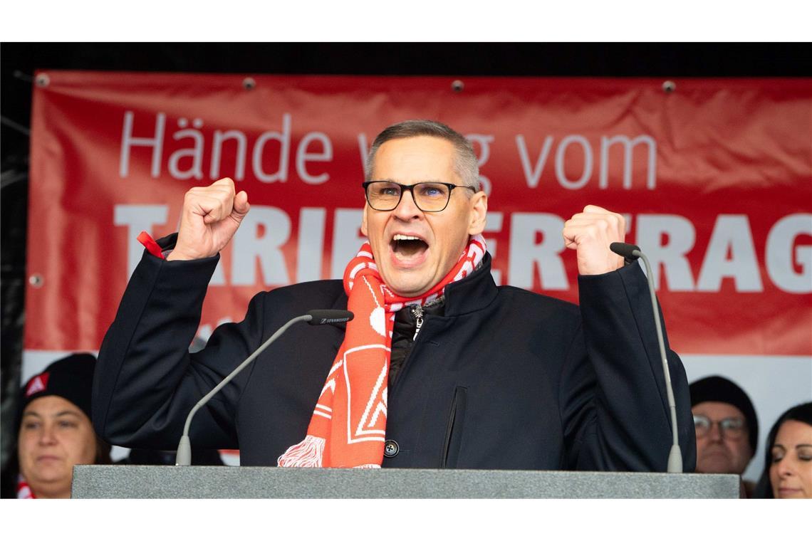 IG Metall: Warnstreiks bei VW ab Anfang Dezember IG-Metall-Bezirksleiter Thorsten Gröger warnt vor einer Eskalation ab 1. Dezember.