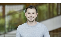 Ihm kann die KI offenbar nicht widerstehen: Der Nürtinger FDP-Abgeordnete Dennis Birnstock (34) erhält die höchste Punktzahl, ist allerdings schon vergeben.