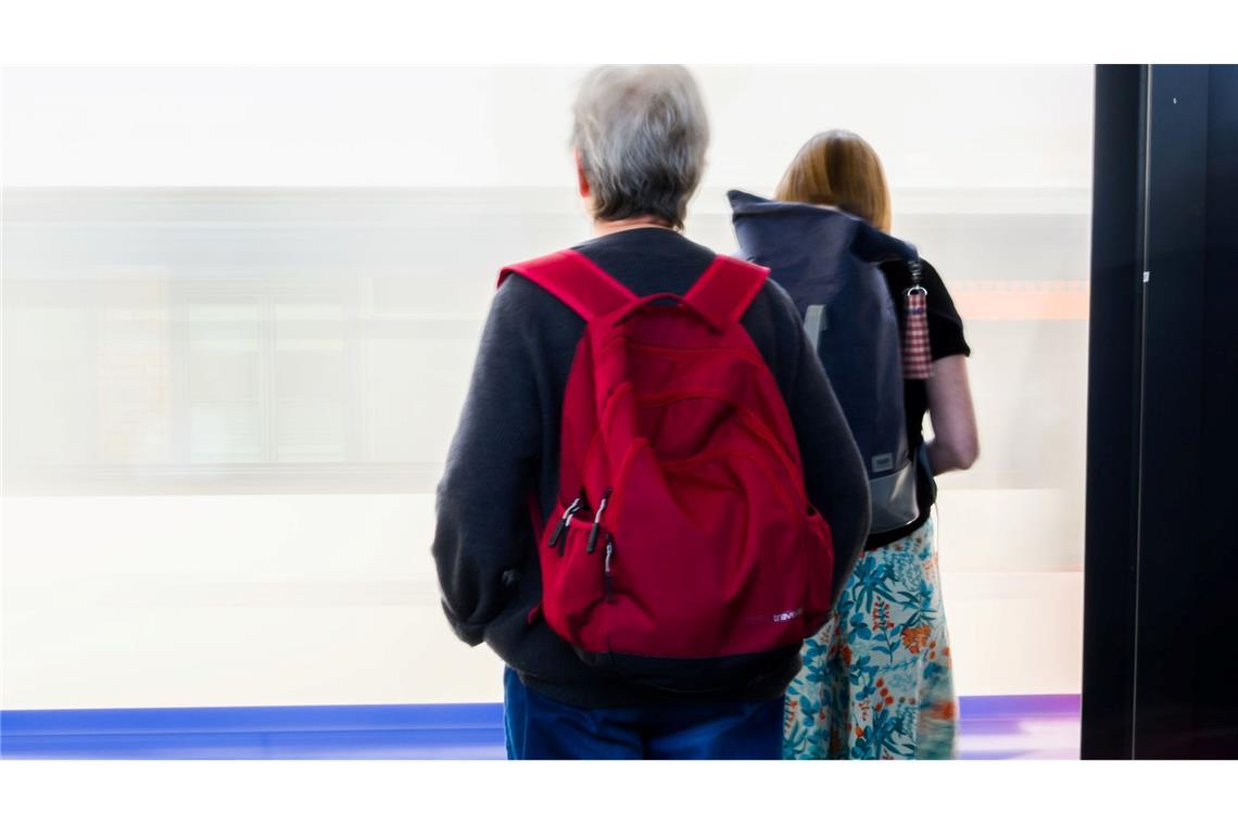 Hunderttausende Babyboomer vorzeitig in Rente Im Alter sind viele noch mobil für den Job oder für die Rente. (Archivbild)
