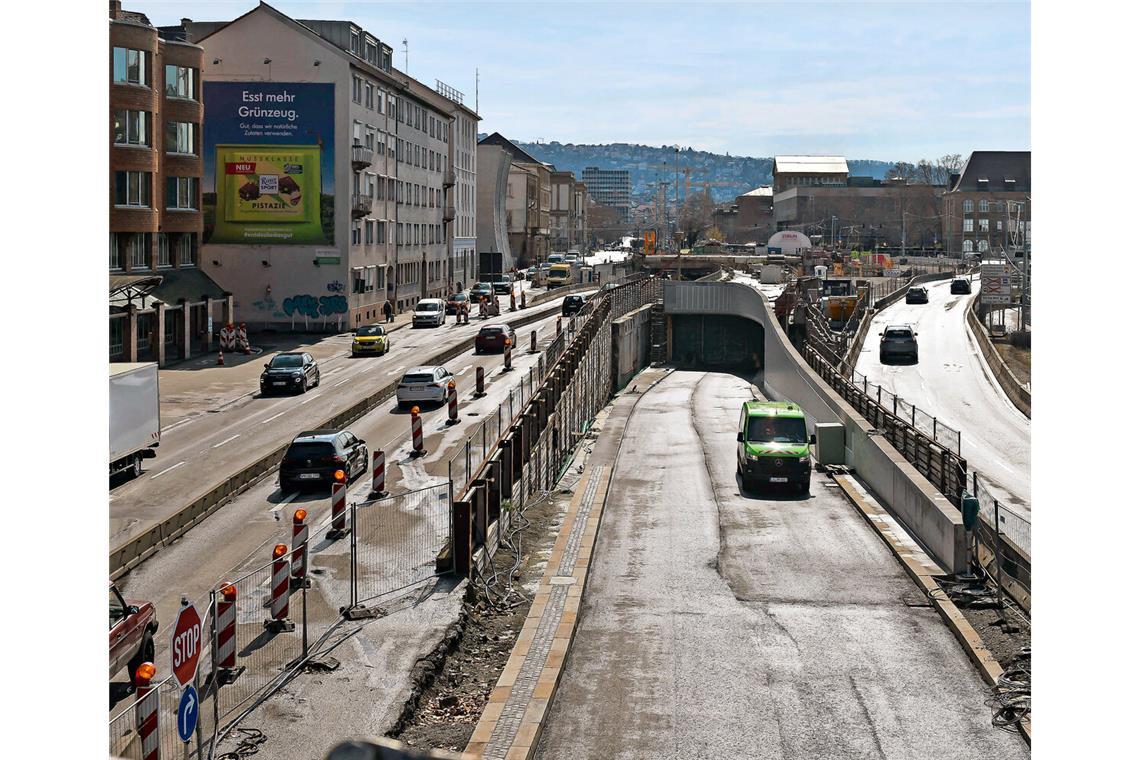 B-14-Tunnel am Wochenende gesperrt Im Bereich der Stuttgart-21-Baustelle an der Willy-Brandt-Straße wird es am Wochenende eng.