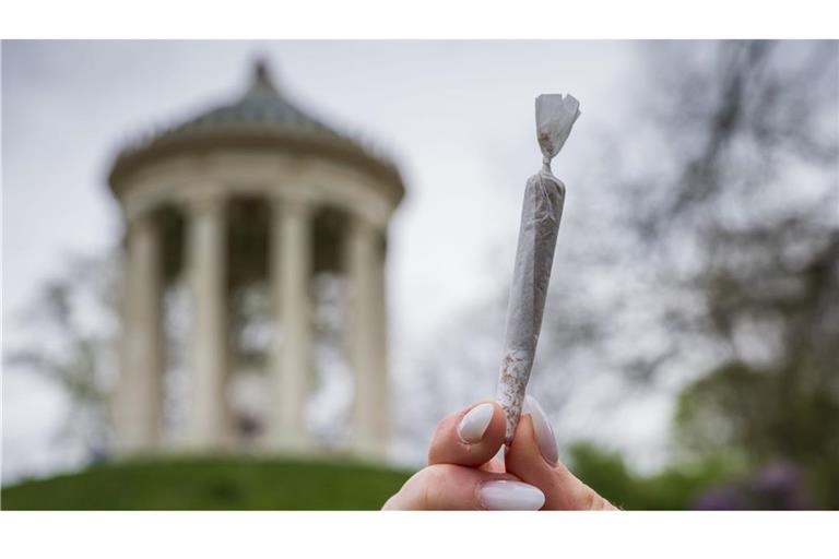 Im Englischen Garten in München darf künftig gekifft werden.