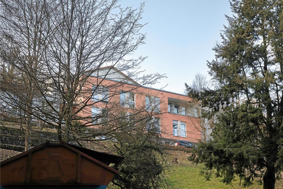 Coronaausbruch im Eulenhöfle Im Eulenhöfle in Murrhardt gibt es eine ganze Reihe von Bewohnern, die sich mit dem Coronavirus infiziert haben. Das Haus ist nun geschlossen und es können keine Besuche mehr stattfinden. Angehörige und Betreuer sind informiert. Foto: J. Fiedler