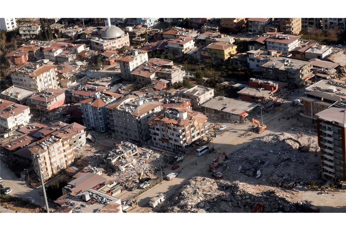 Gericht verhängt hohe Haftstrafen nach Erdbeben in Türkei Im Februar 2023 kamen Zehntausende Menschen ums Leben (Archivfoto).
