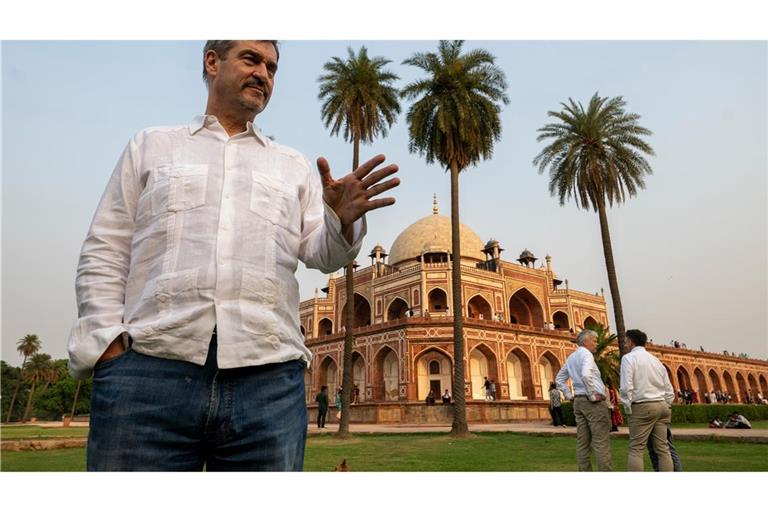 Im fernen Indien ist Söders Wandel sehr gut erkennbar - nach dem Ende der Koalitionsverhandlungen präsentiert sich der CSU-Chef als ein Politiker, der sich seiner neuen Rolle in der Bundesregierung sehr bewusst ist.