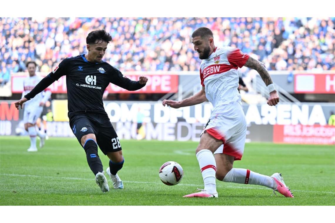 Im Fokus: Laurin Ulrich (links) traf mit dem SC Paderborn auf seinen Stammverein VfB (rechts Jeff Chabot).
