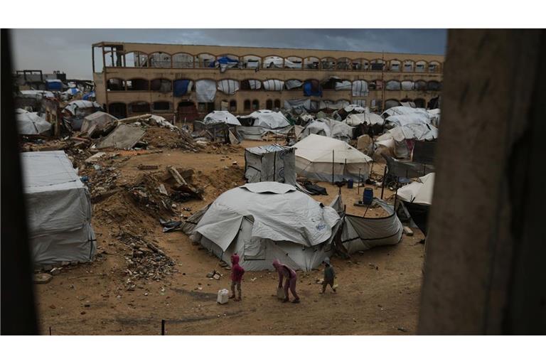 Im Gazastreifen leben viele Menschen trotz Waffenruhe weiterhin unter katastrophalen Bedingungen.