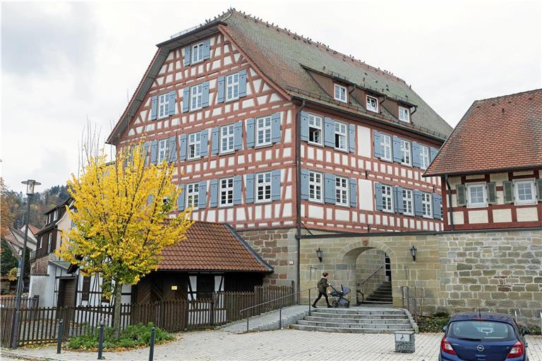 Im Grabenschulhaus treffen sich Interessierte zum Austausch über ein Bürgerenergiekonzept in Murrhardt. Archivfoto: Jörg Fiedler