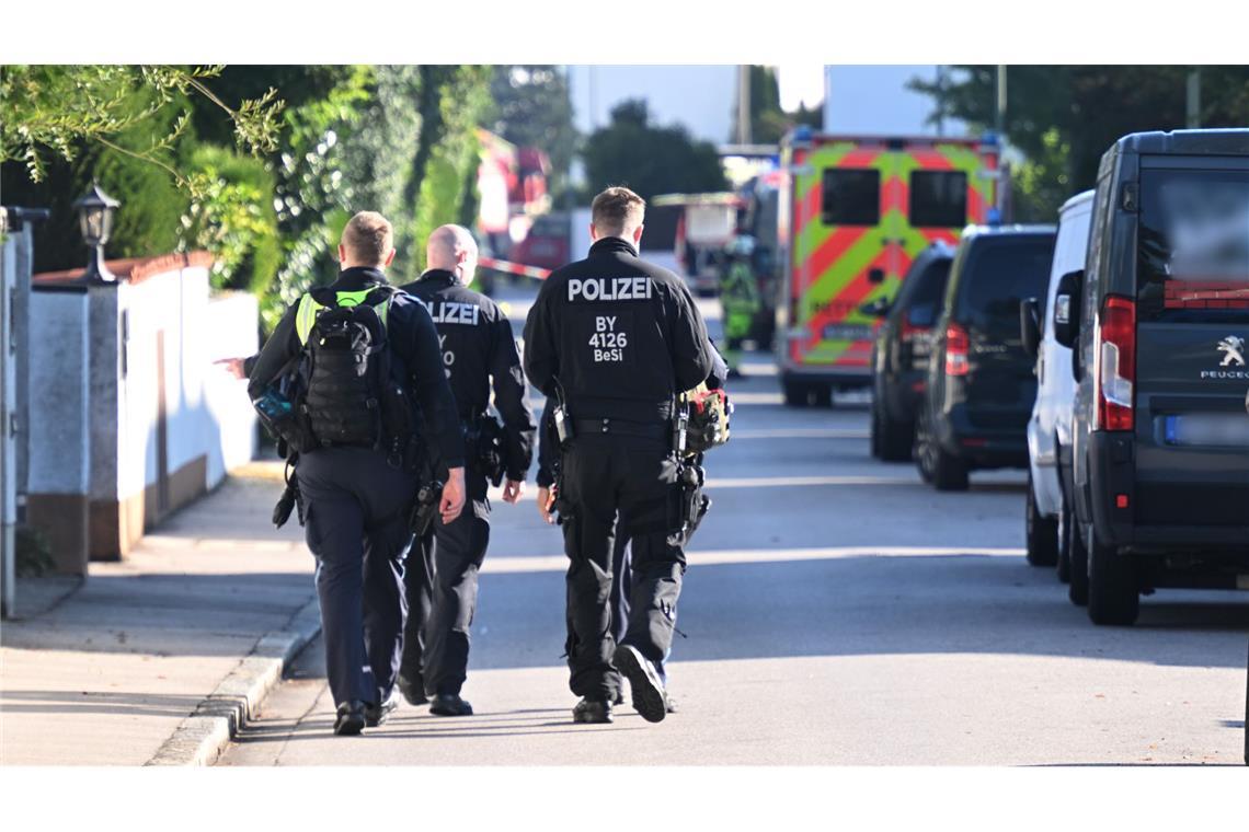 Sprengstoff-Drohung gegen Wiesn: Was wir wissen und was nicht Im Inneren des Hauses fanden Polizisten Sprengfallen.