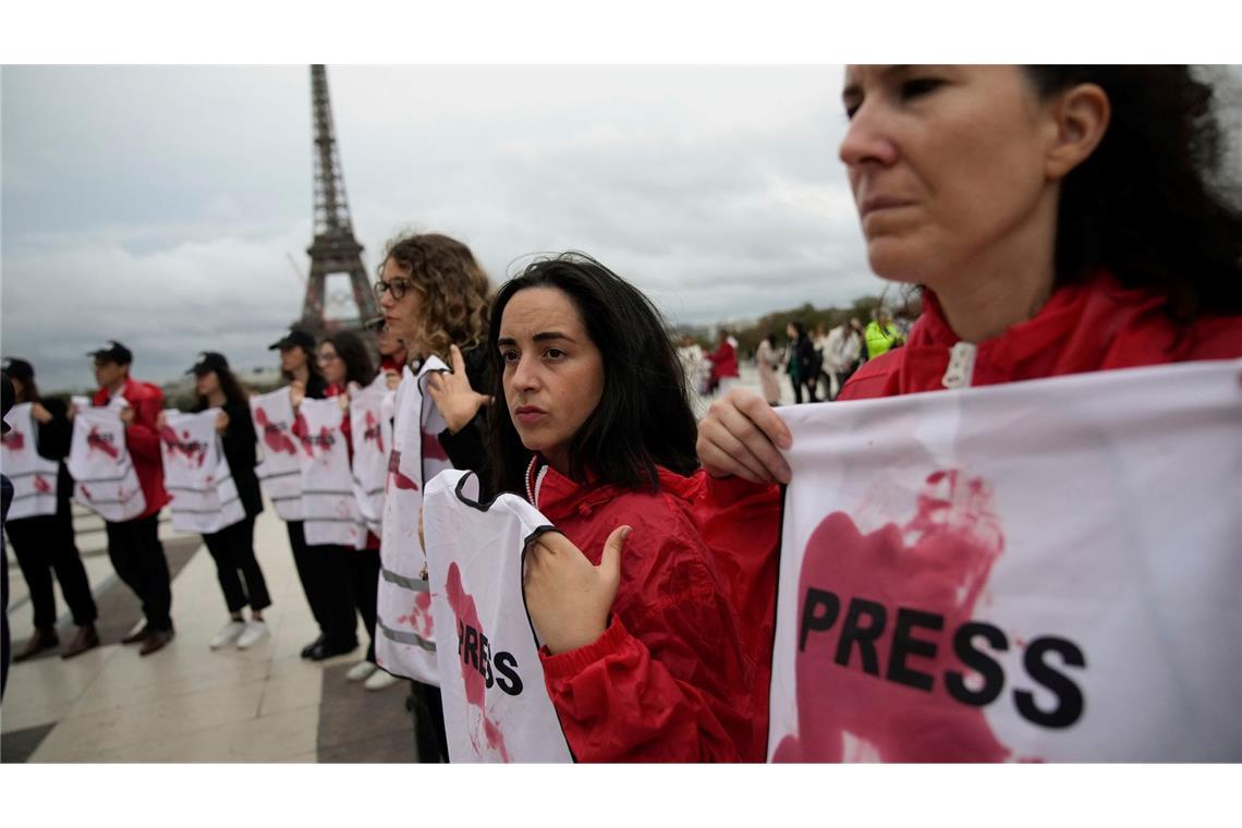 Im Kampf um die Deutungshoheit über den Gaza-Krieg habe sich eine zunehmende Spaltung der Medienlandschaft gezeigt, heißt es in dem Bericht. (Archivbild)