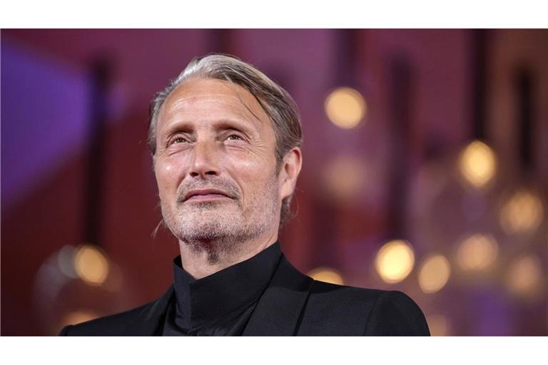 Im Kino hatte Mads Mikkelsen schon verschiedenste Rollen. Im echten Leben wäre er gern drei Wochen lang Roger Federer. (Archivbild)