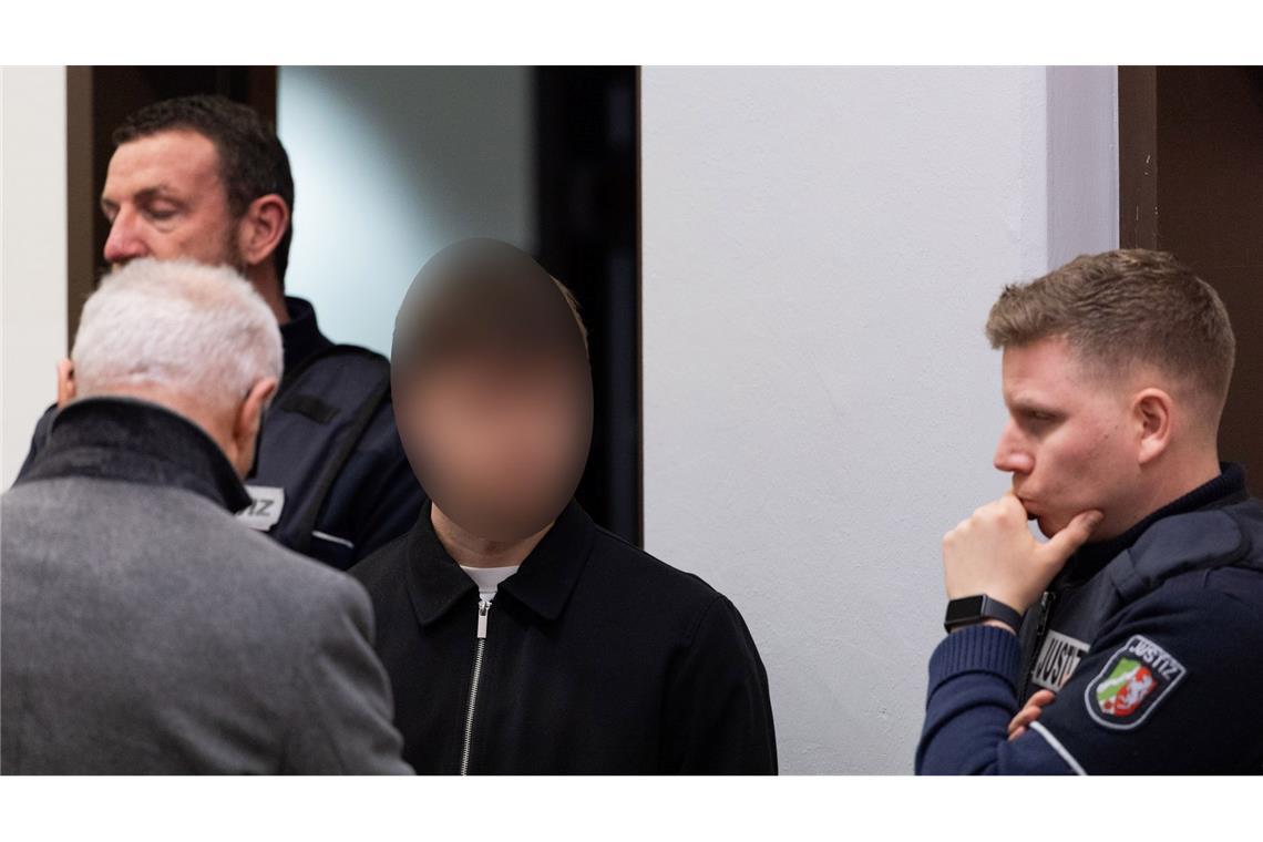 Im Kölner Prozess um ein mutmaßliches Autorennen mit zwei Toten wurden die Urteile gesprochen. (Archivbild)